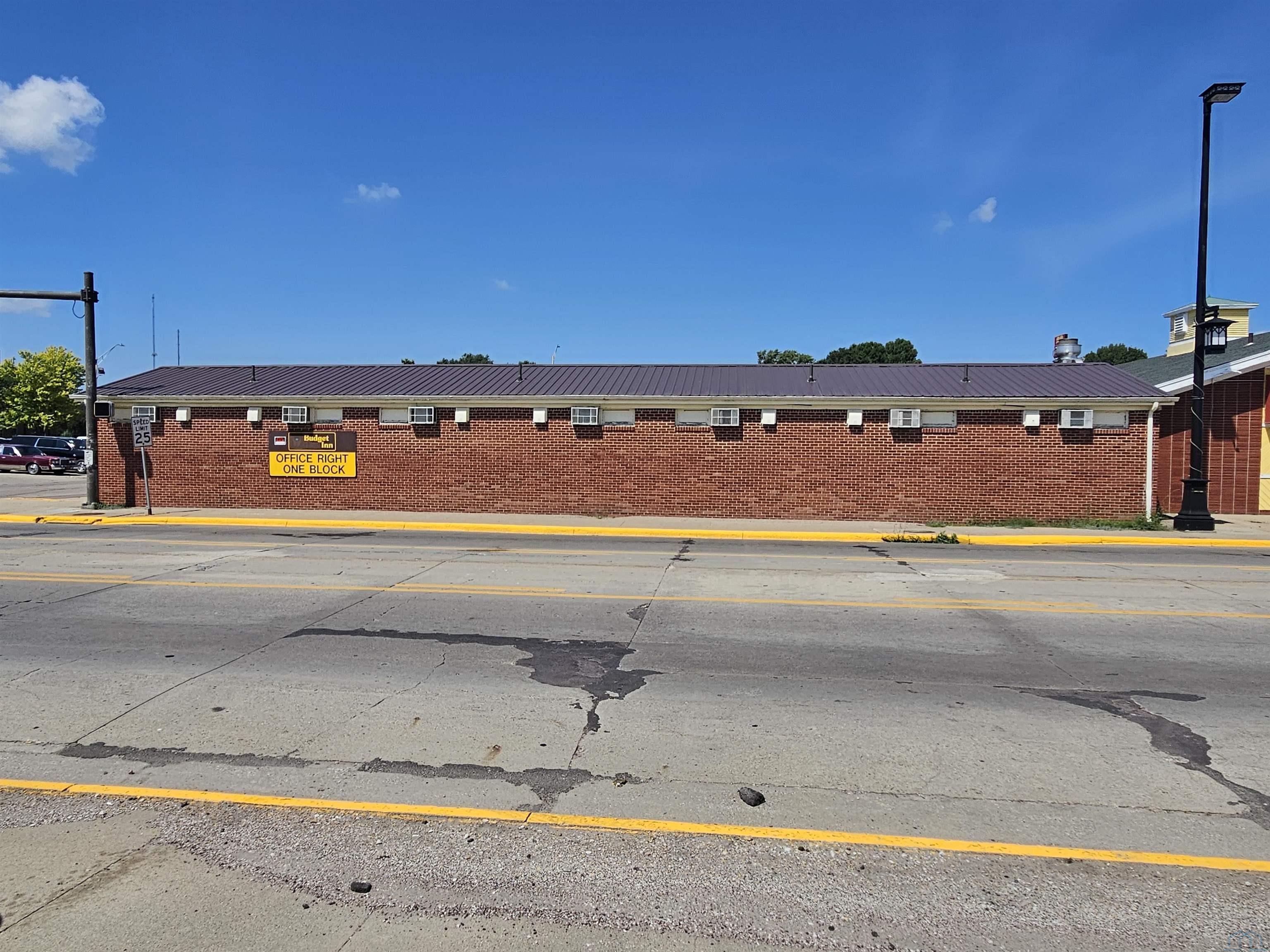 1215 Dakota Ave., South Sioux City, NE, 68776