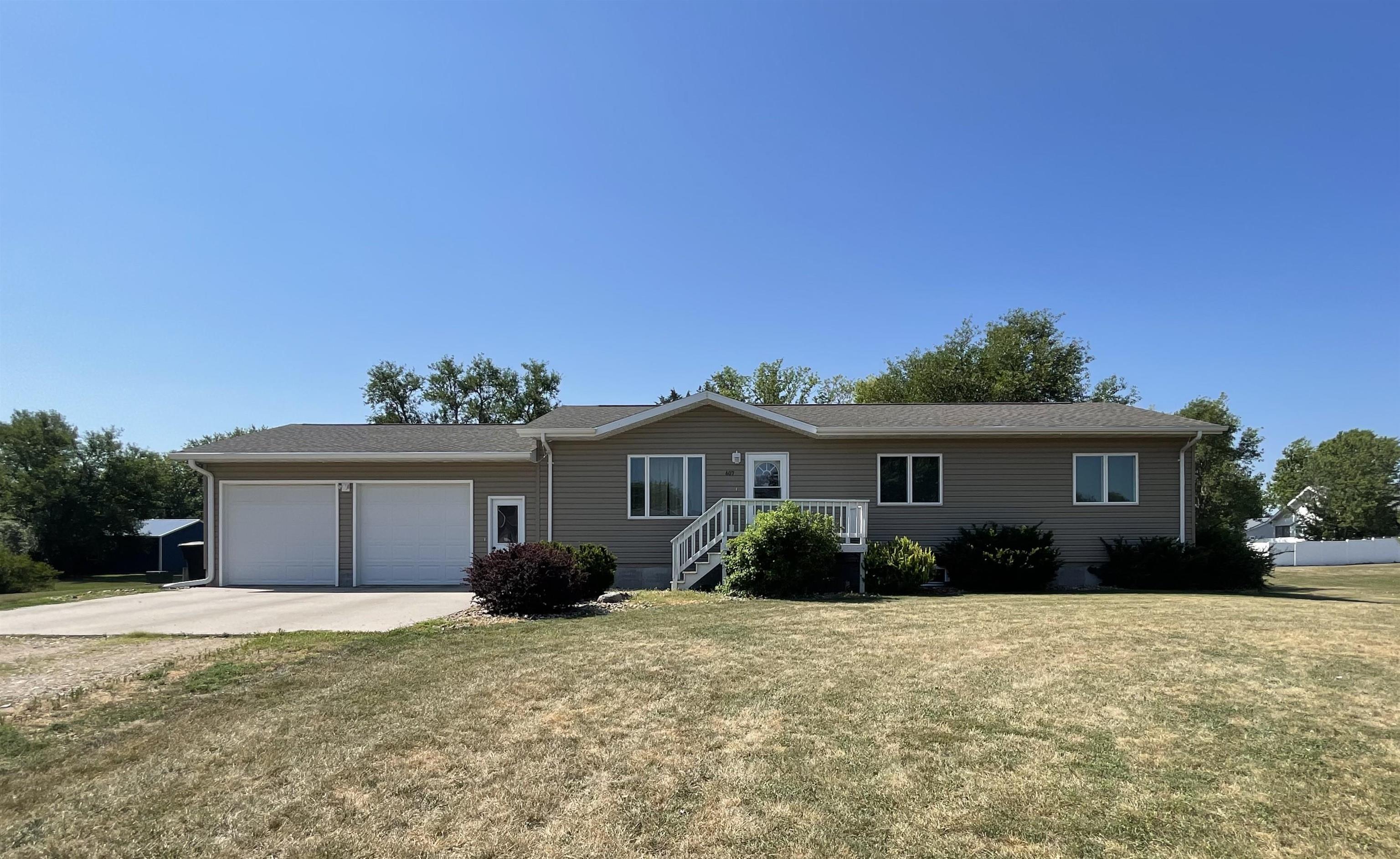 607 17th Ave., Tyndall, SD, 57066