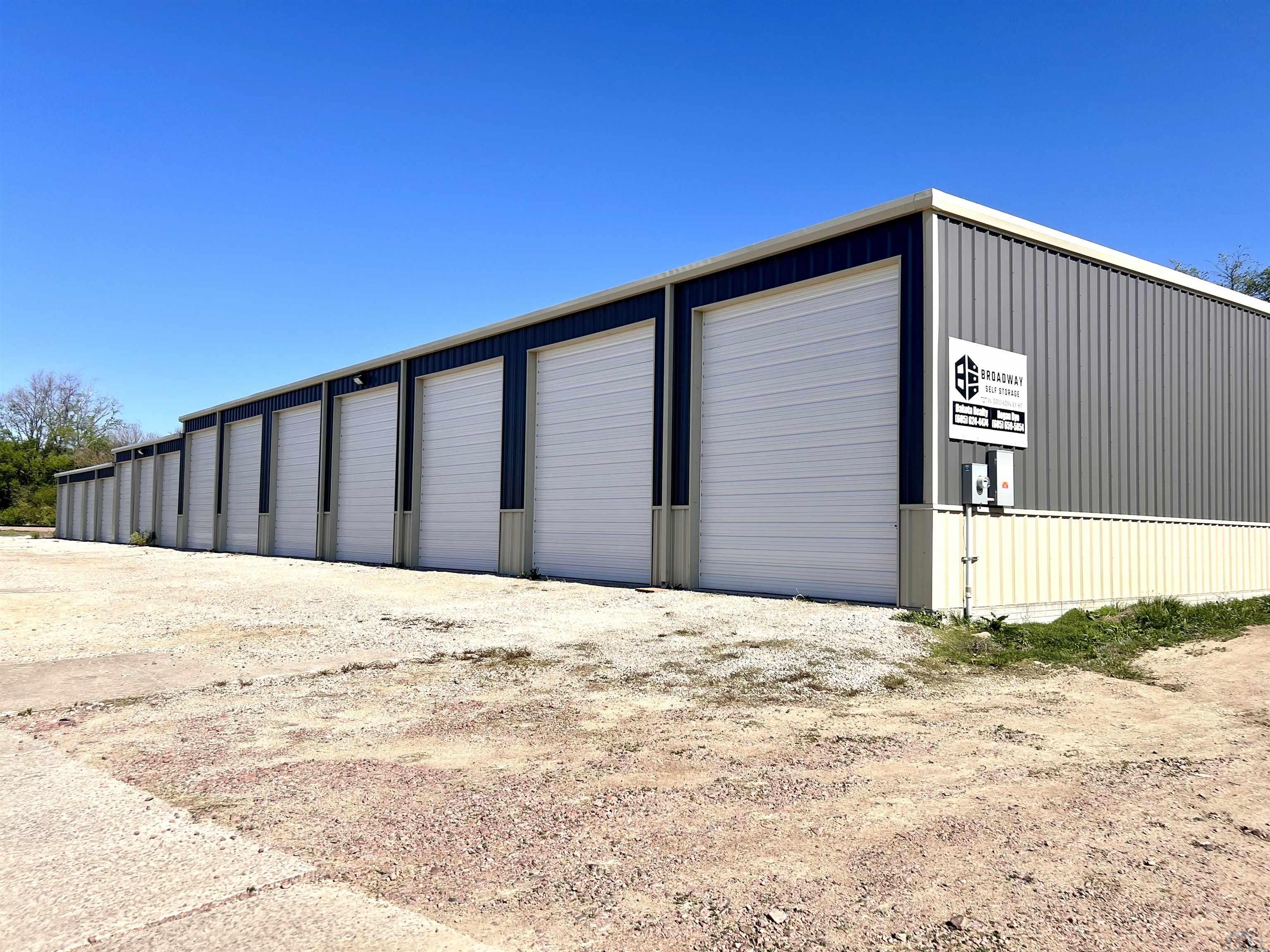 727 Broadway, Vermillion, SD, 57069