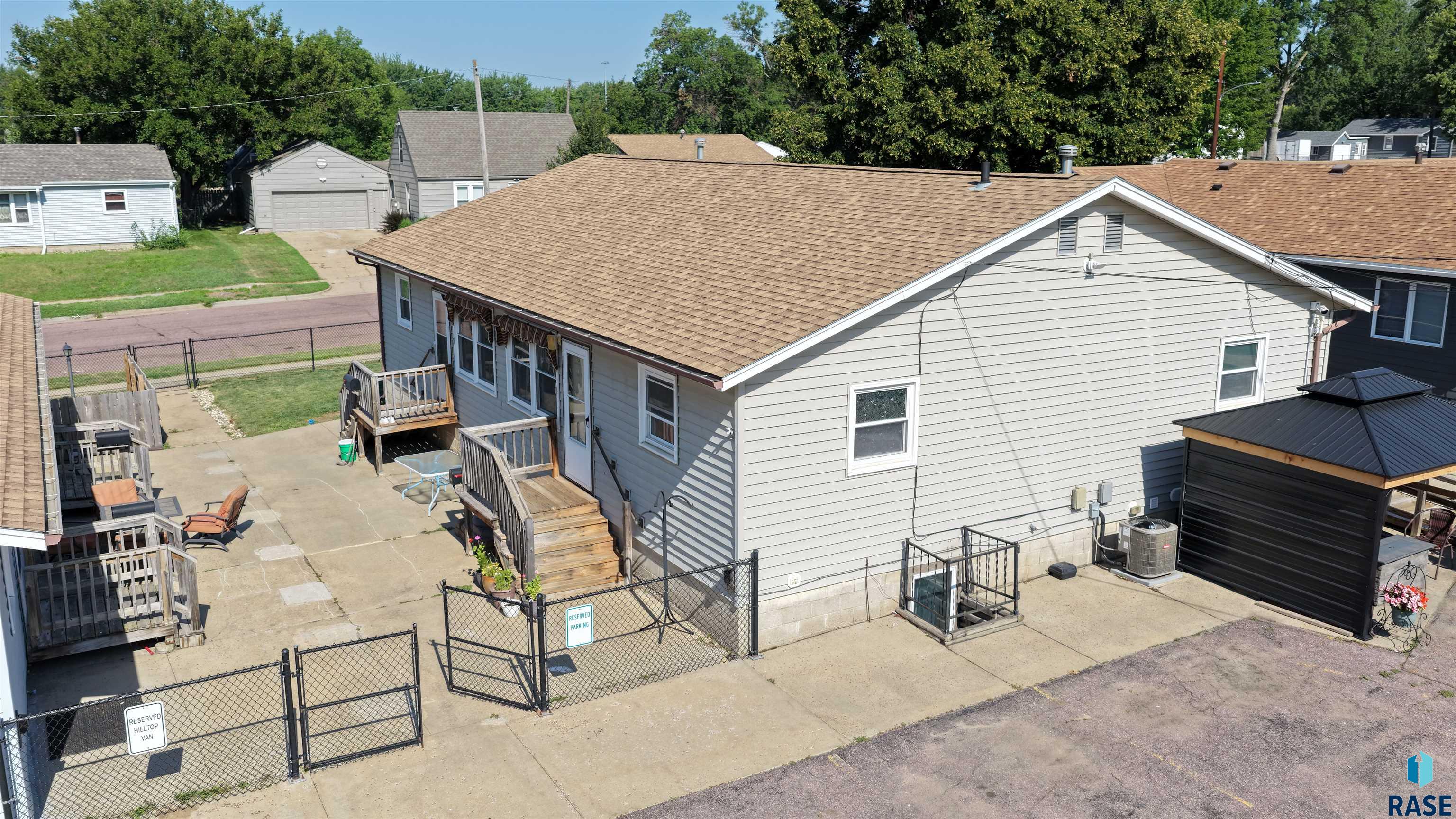 904 S Blaine Ave Avenue, Sioux Falls, SD, 57103