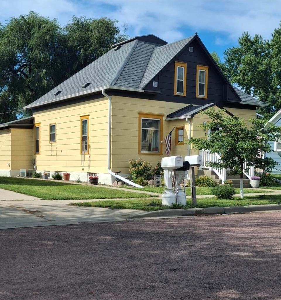 504 Ash St, Parkston, SD, 57366